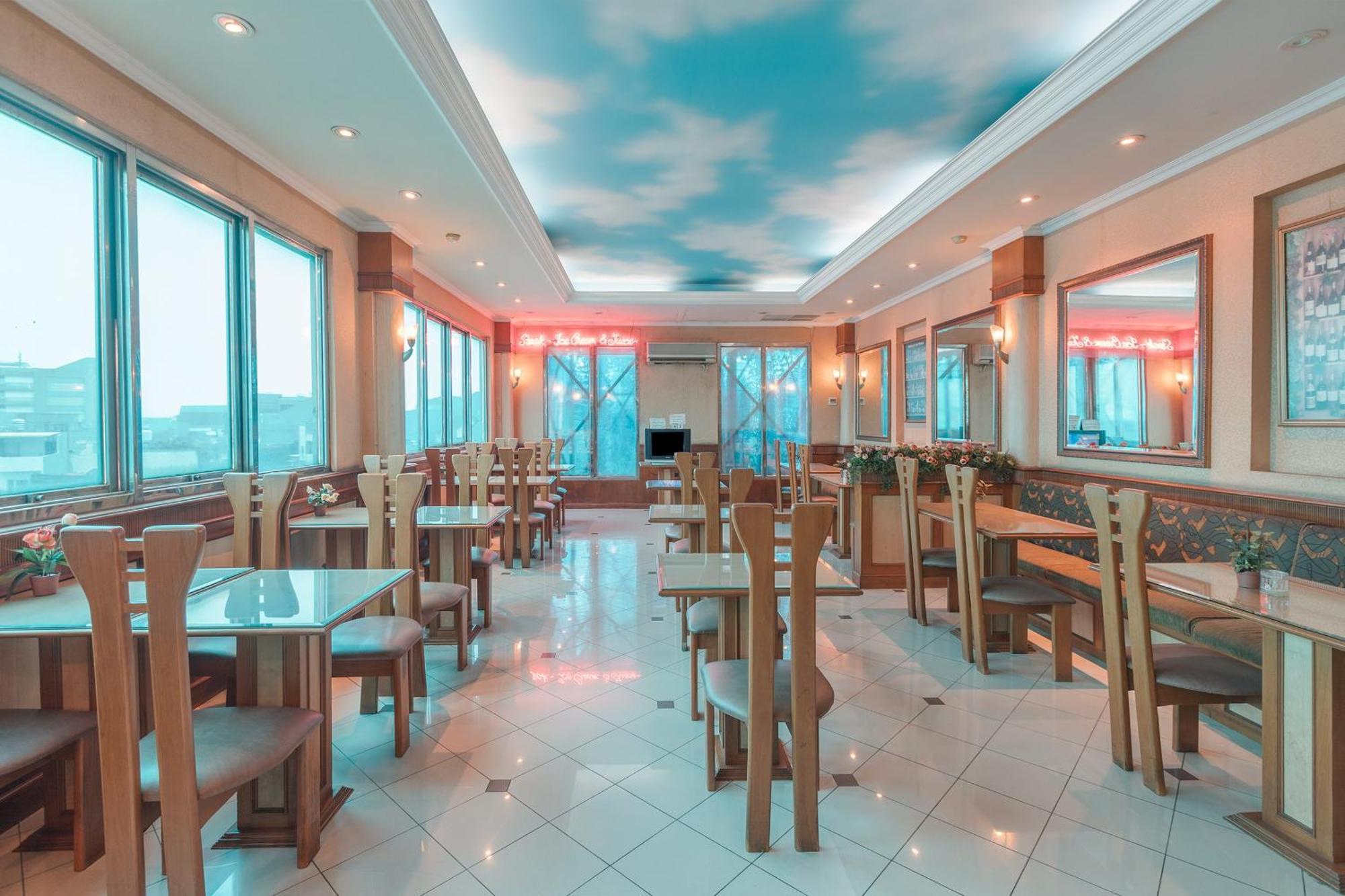 ג'קרטה Oyo 671 Hotel Capitol מראה חיצוני תמונה